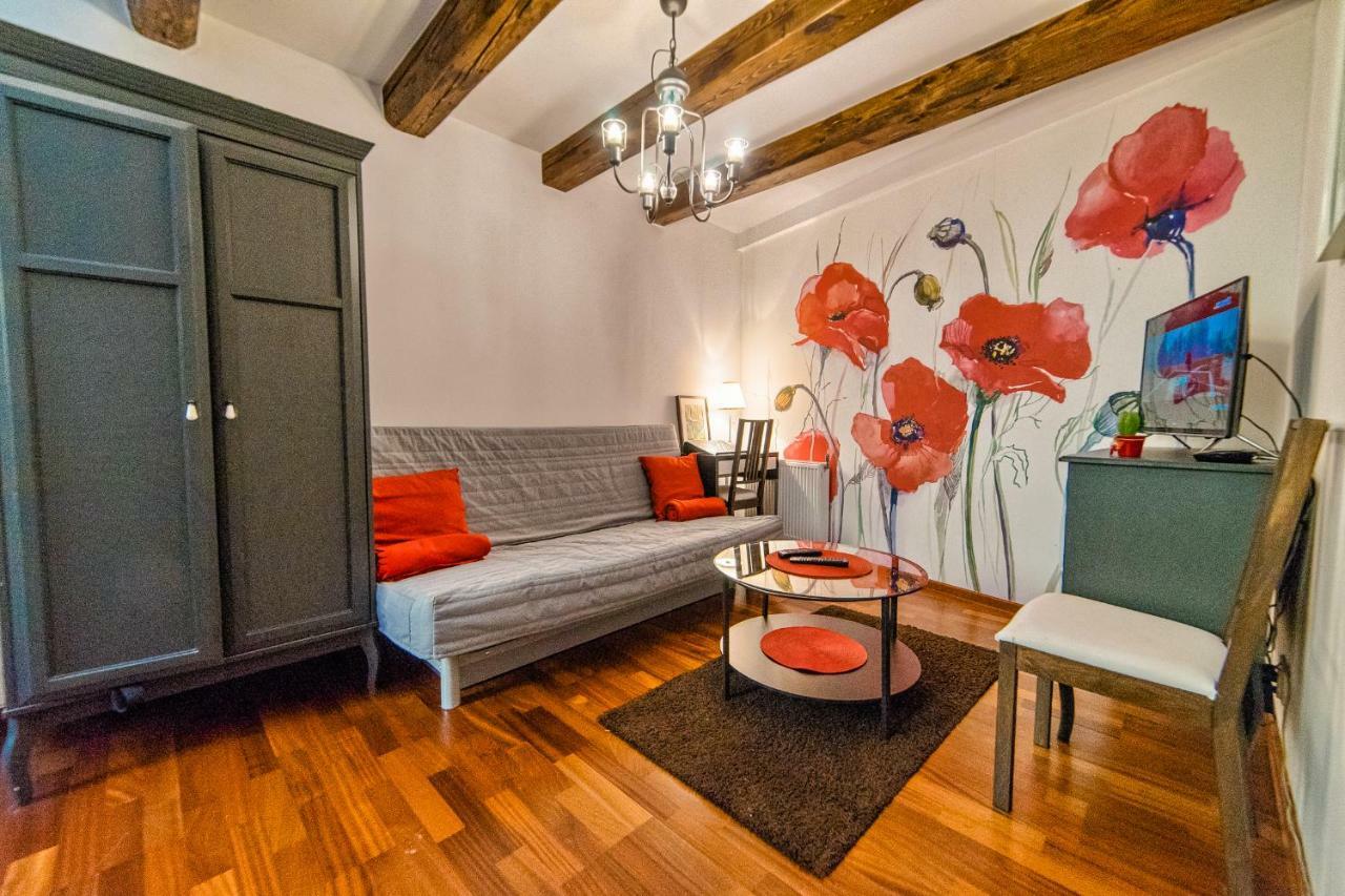 Quiet & Cosy In The Heart Of Old Cracow Краків